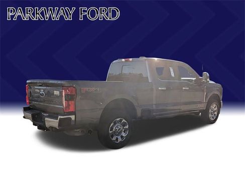 Used 2023 Ford F250 Lariat w/ Lariat Ultimate Package image 5