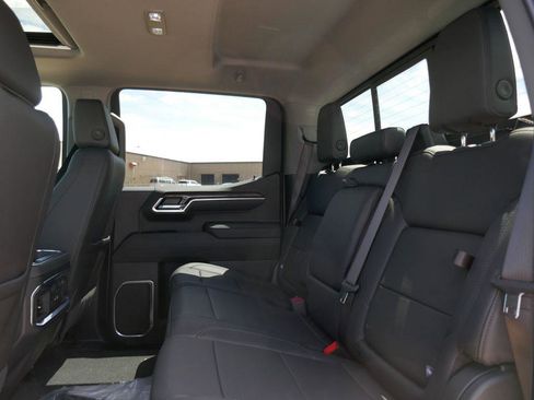 New 2026 Chevrolet Silverado 1500 LTZ w/ LTZ Premium Package AWD/4WD image 15