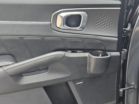 Used 2023 Kia Sorento SX image 23