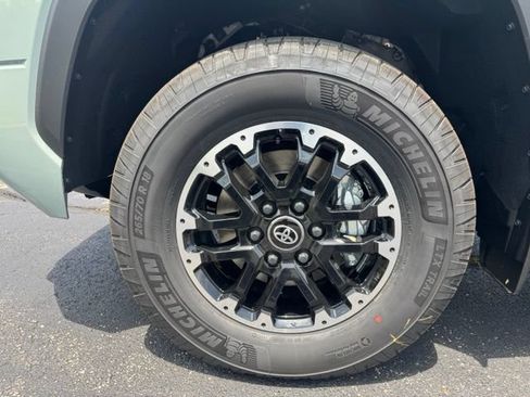 New 2026 Toyota Tundra SR5 AWD/4WD image 12