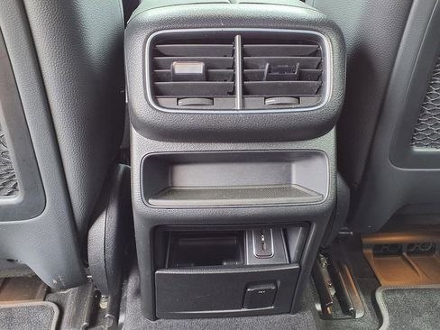 Used 2020 Mercedes-Benz GLE 350 image 17