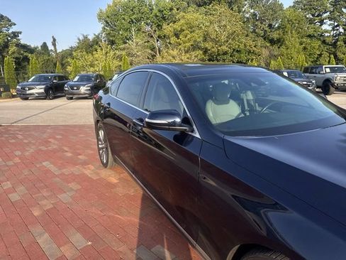Used 2019 Genesis G80 5.0 Ultimate RWD image 18