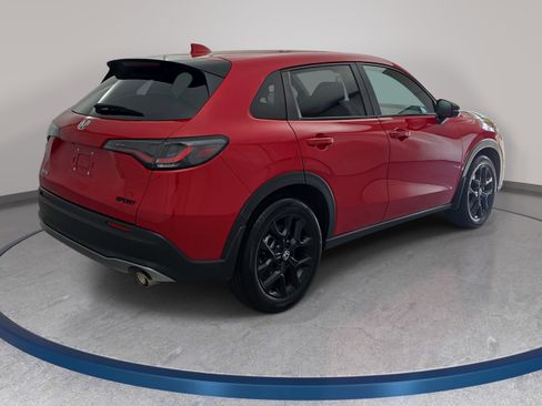 Certified 2024 Honda HR-V Sport image 5