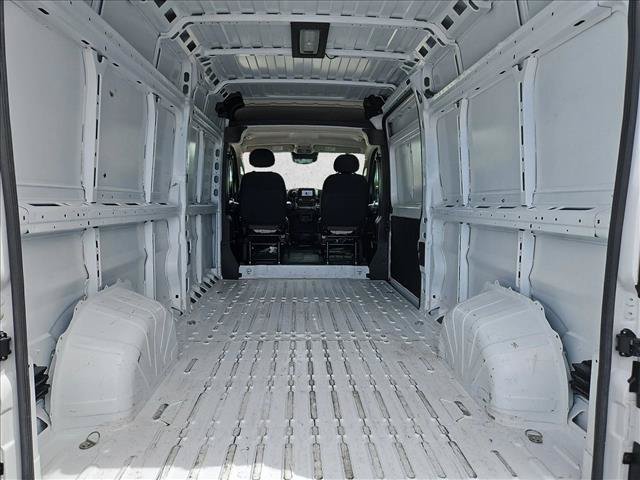 Used 2025 RAM ProMaster 2500 w/ Safety Group FWD image 6