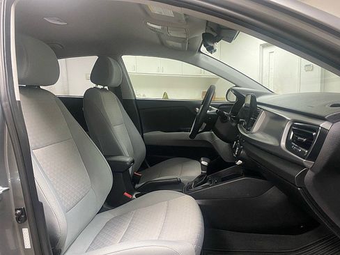 Used 2023 Kia Rio S w/ Technology Package image 16