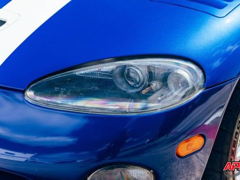 Used 1996 Dodge Viper GTS RWD image 50