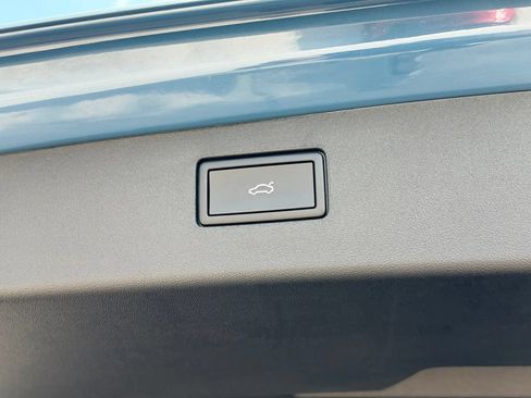 New 2026 Volkswagen Tiguan SE R-Line FWD image 49
