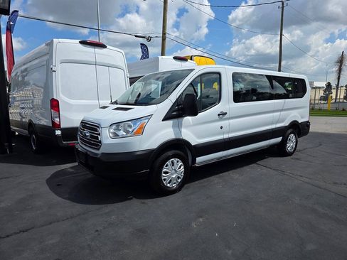 Used 2019 Ford Transit 350 XLT RWD image 30