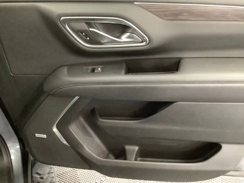 Used 2022 Chevrolet Tahoe Z71 w/ Z71 Off-Road Package AWD/4WD image 29