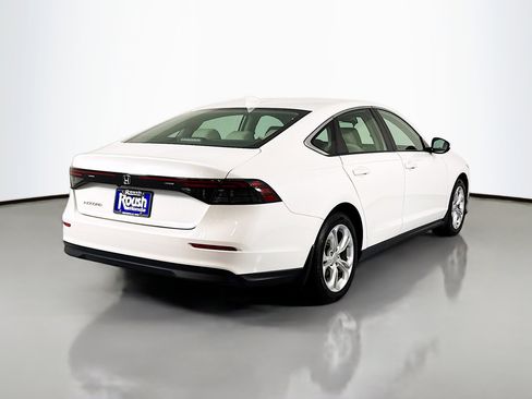 Certified 2024 Honda Accord LX image 5