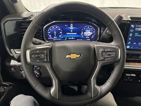 New 2025 Chevrolet Silverado 1500 LT AWD/4WD image 16