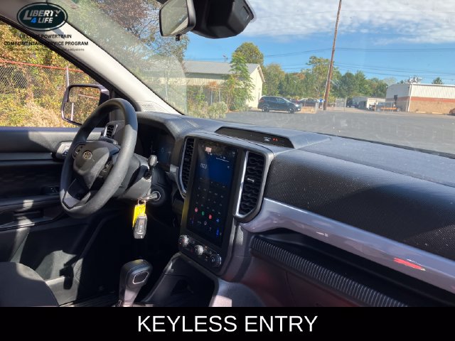 Used 2024 Ford Ranger XL w/ Trailer Tow Package RWD image 13