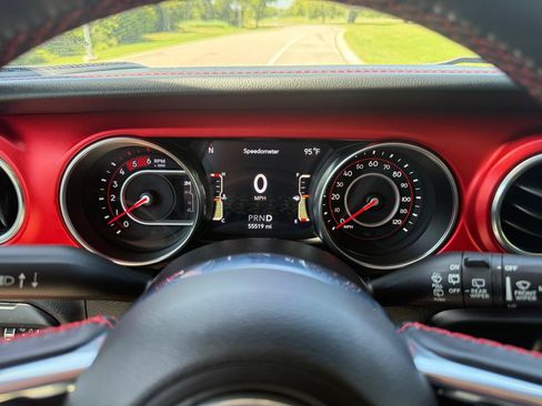 Used 2021 Jeep Wrangler Unlimited Rubicon AWD/4WD image 20