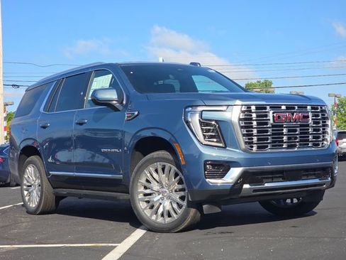 New 2026 GMC Yukon Denali w/ Advanced Technology Package AWD/4WD image 2