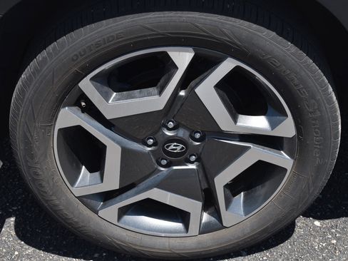 Used 2023 Hyundai Palisade Limited AWD/4WD image 13