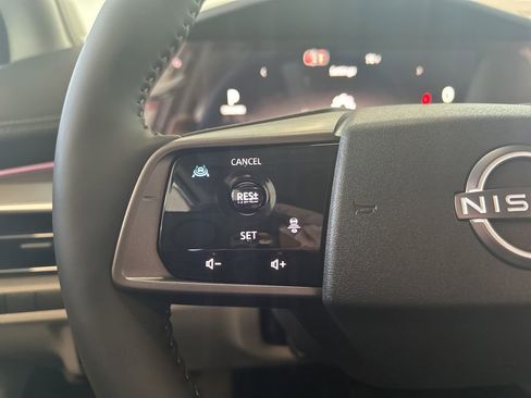 New 2026 Nissan Murano SL image 14