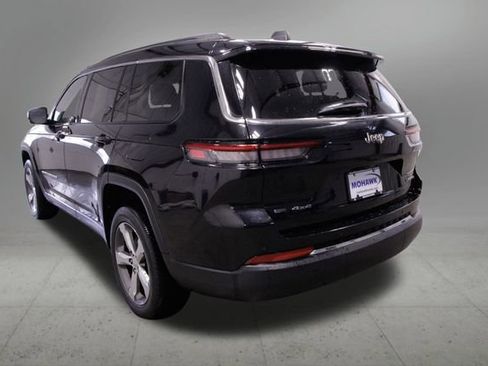 Used 2022 Jeep Grand Cherokee L Limited image 3