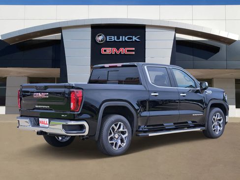 New 2026 GMC Sierra 1500 SLT image 3