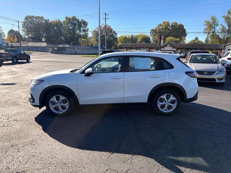 Used 2024 Honda HR-V LX image 4