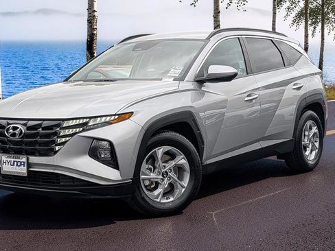 Certified 2024 Hyundai Tucson SEL FWD image 2