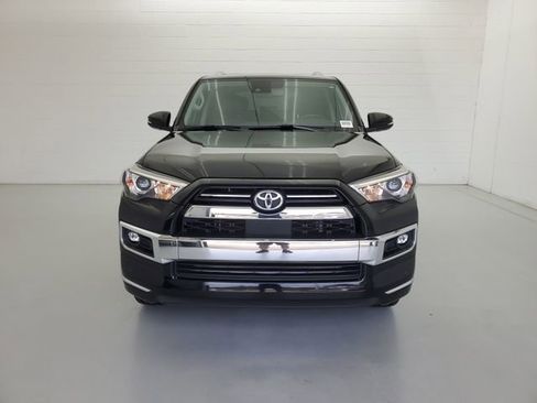 Used 2021 Toyota 4Runner Limited image 3