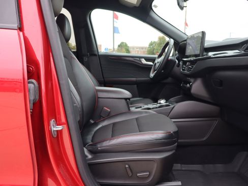 Used 2023 Ford Escape ST-Line Select w/ Tech Pack #2 image 13