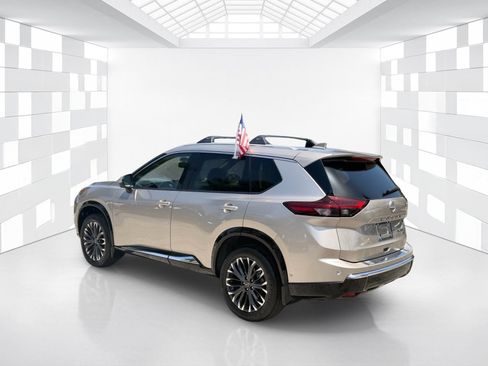 Used 2026 Nissan Rogue Platinum w/ Platinum Premium Package AWD/4WD image 5