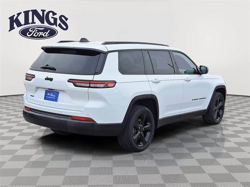 Used 2023 Jeep Grand Cherokee L Altitude image 5