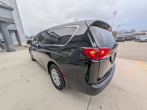 New 2026 Chrysler Voyager LX FWD image 6