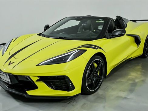 Used 2021 Chevrolet Corvette Stingray 3LT w/ Z51 Performance Package image 5