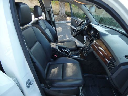 Used 2012 Mercedes-Benz GLK 350 2WD image 26