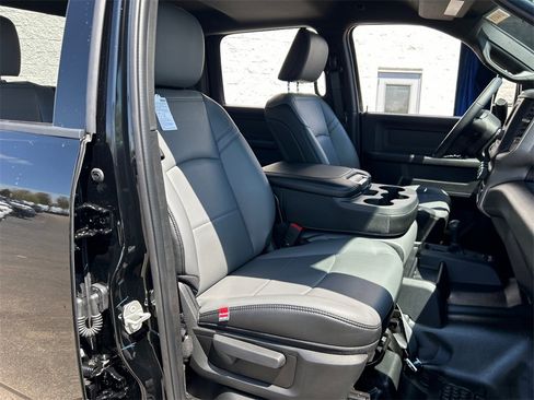 New 2024 RAM 2500 Tradesman w/ Snow Chief Group image 37