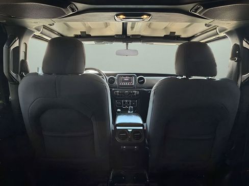 Used 2020 Jeep Wrangler Unlimited Sport S AWD/4WD image 19