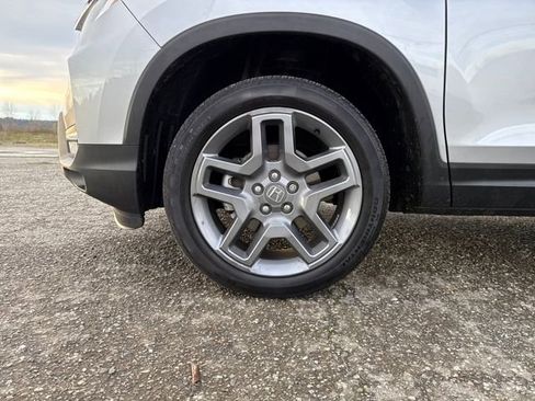 Certified 2023 Honda Passport EX-L image 27