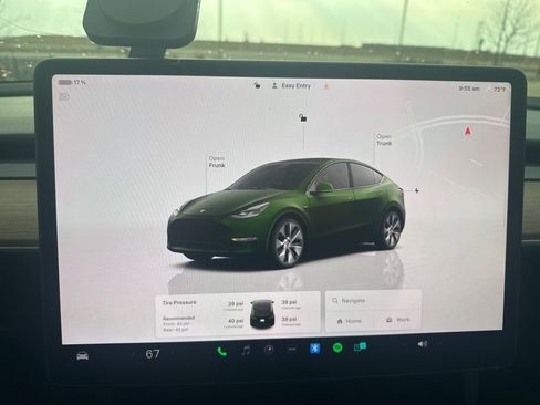 Used 2024 Tesla Model Y Long Range image 11