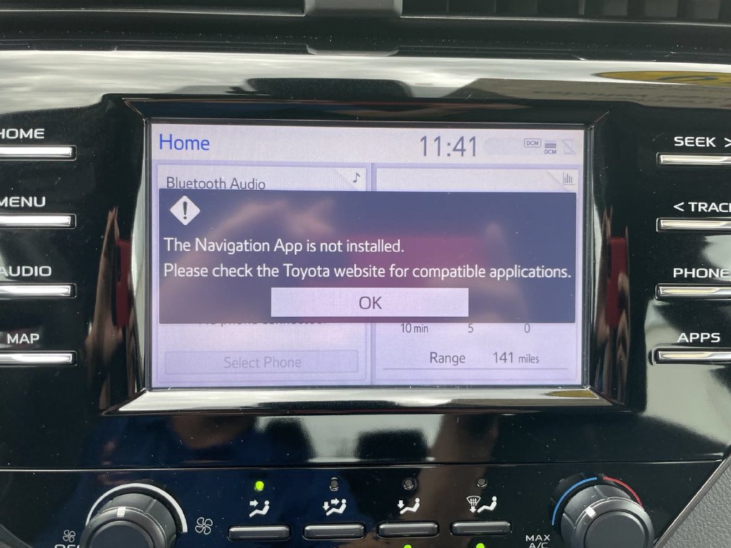 Used 2019 Toyota Camry LE FWD image 19