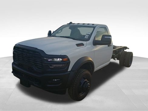 New 2026 RAM 5500 Tradesman image 4