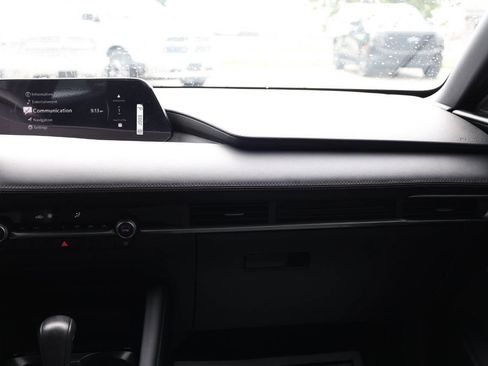 Used 2024 MAZDA MAZDA3 s image 24