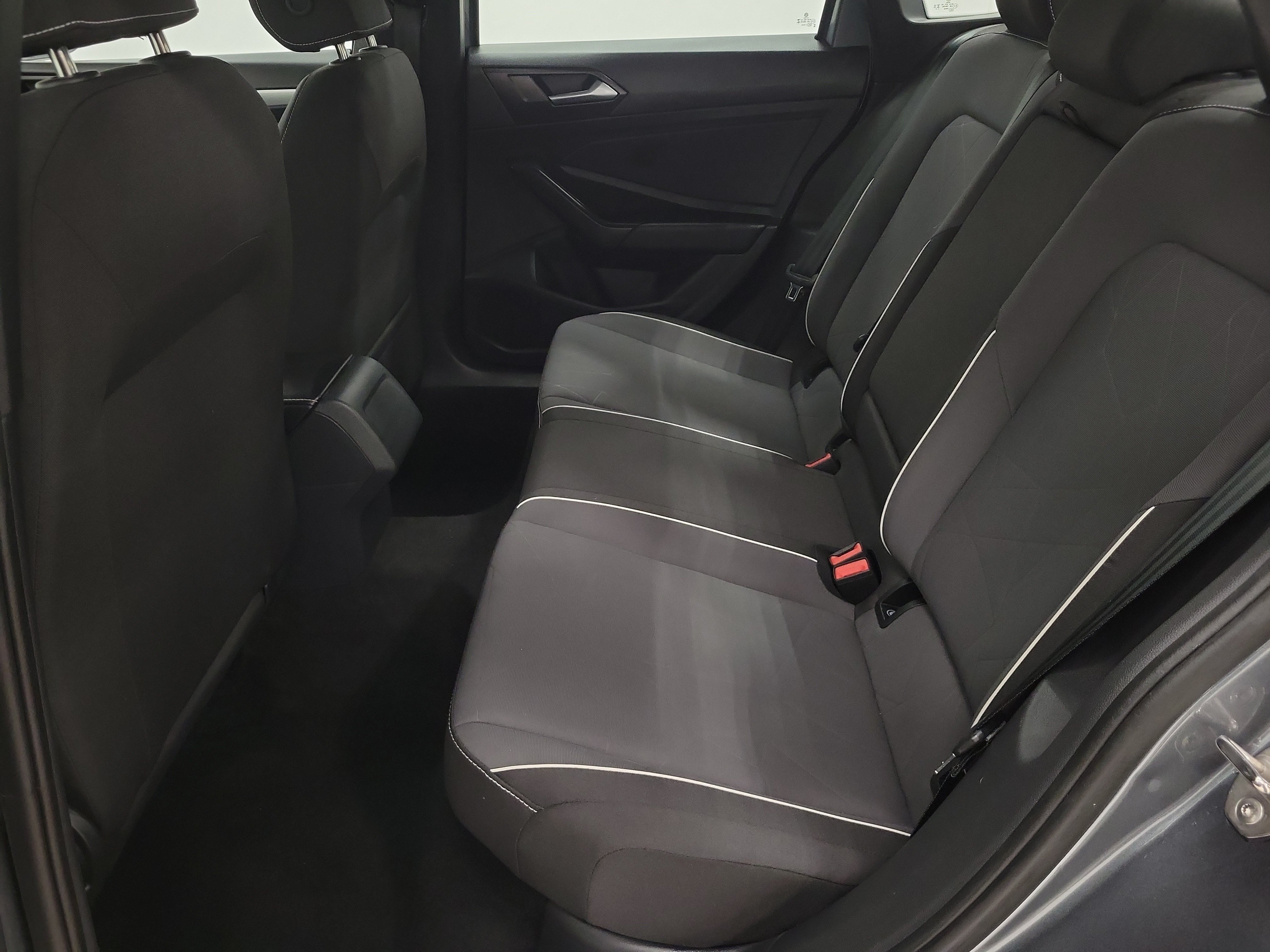 Used 2025 Volkswagen Jetta Sport FWD image 25