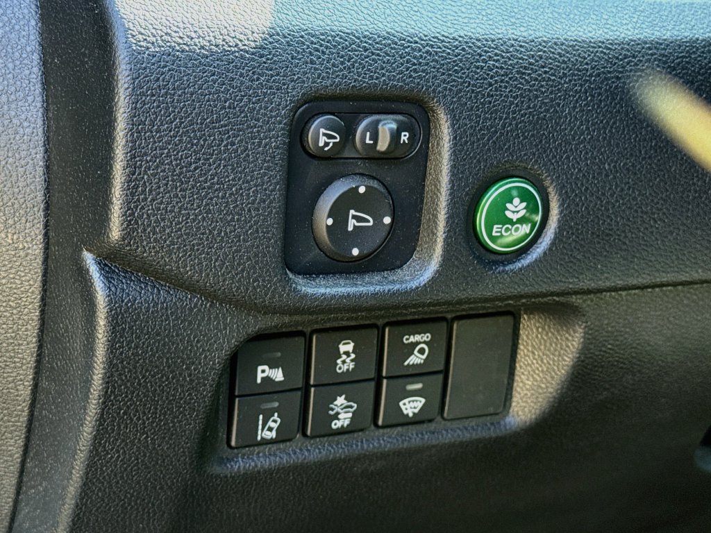 Used 2025 Honda Ridgeline TrailSport image 11