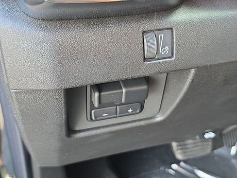 New 2025 GMC Canyon AT4 w/ Nightfall Edition image 18