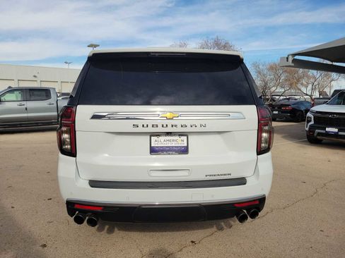 Used 2023 Chevrolet Suburban Premier image 5
