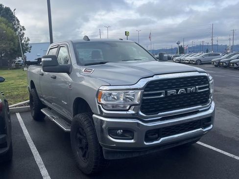 Used 2024 RAM 2500 Big Horn image 3