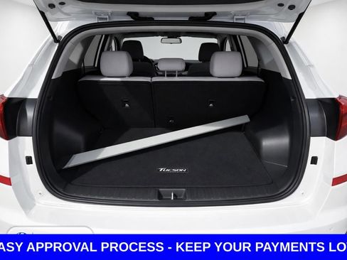 Used 2021 Hyundai Tucson SE FWD image 18