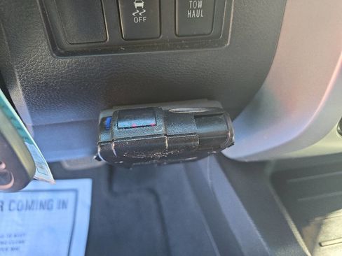 Used 2015 Toyota Tundra SR5 w/ TRD Off Road Package image 34