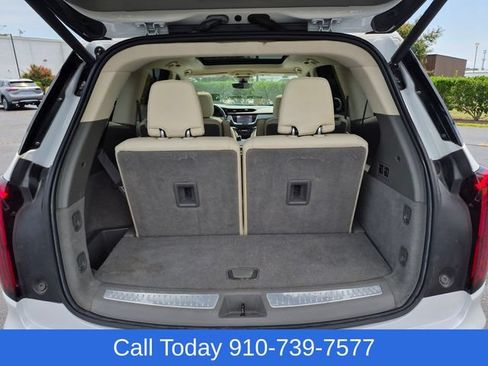 Used 2020 Cadillac XT6 Premium Luxury AWD/4WD image 36