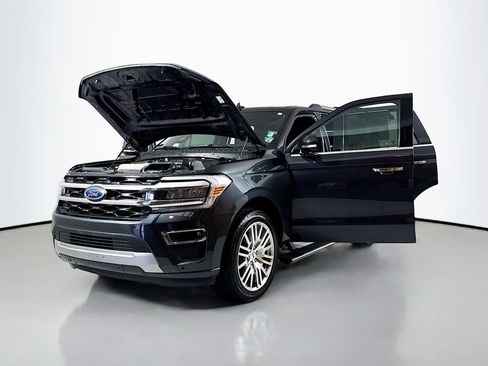 Used 2024 Ford Expedition Limited AWD/4WD image 26