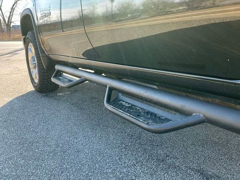 Used 2020 Chevrolet Silverado 2500 LTZ image 15