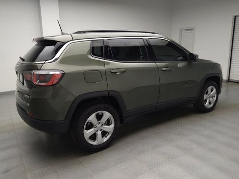 Used 2019 Jeep Compass Latitude w/ Cold Weather Group AWD/4WD image 10