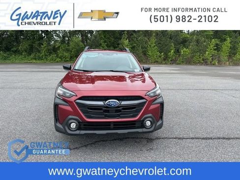 Used 2025 Subaru Outback Premium w/ Popular Package #1A AWD/4WD image 2